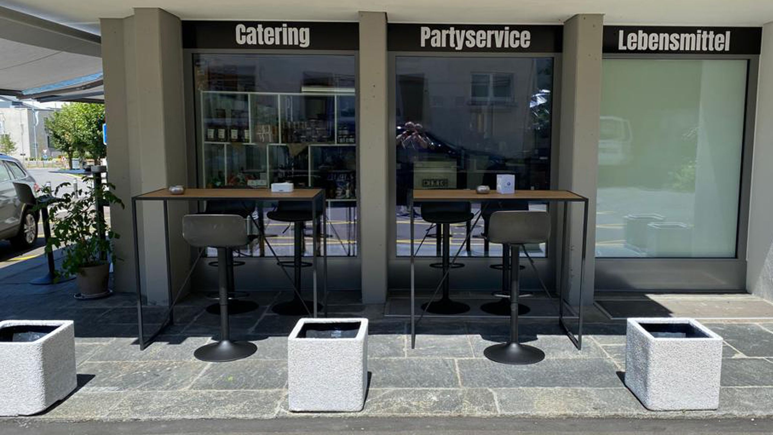 Fratelli Del Vecchio, Liechtenstein